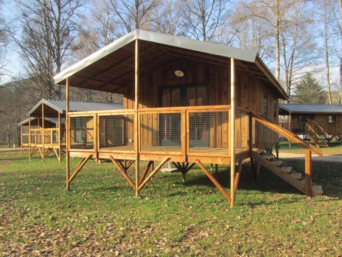 Camping La Borie Basse Condat  Extérieur photo